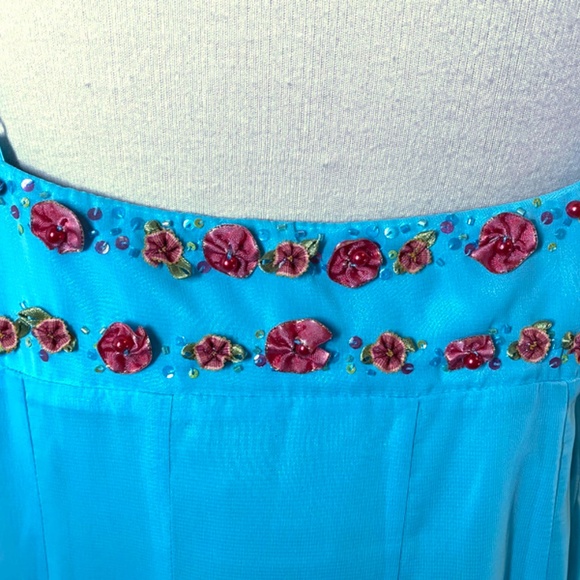 Blushing Designs Flowing Dress Sz4 - Picture 4 of 6